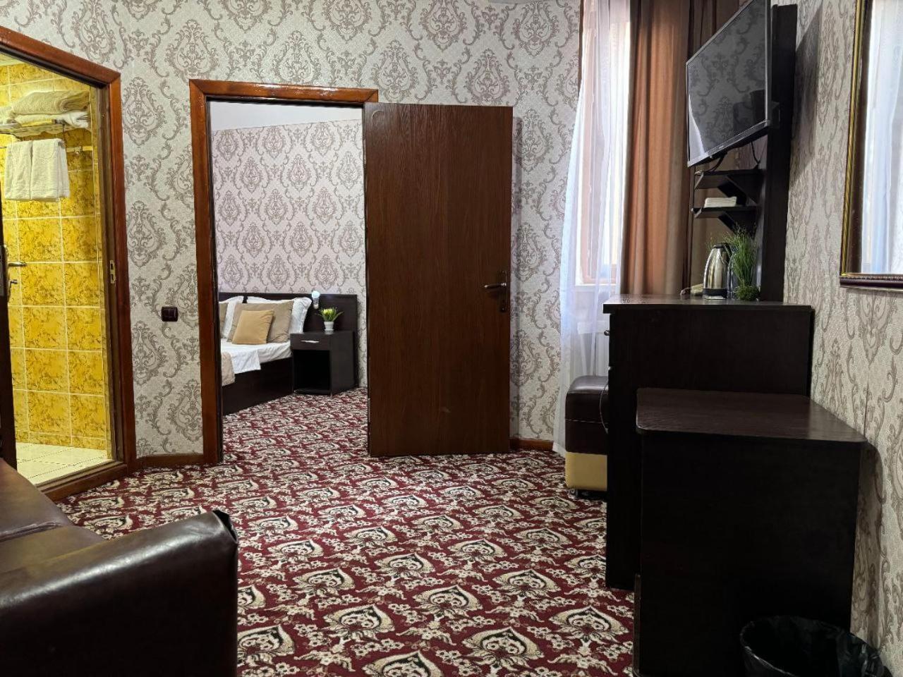 Arda Palace Hotel Tashkent Bagian luar foto